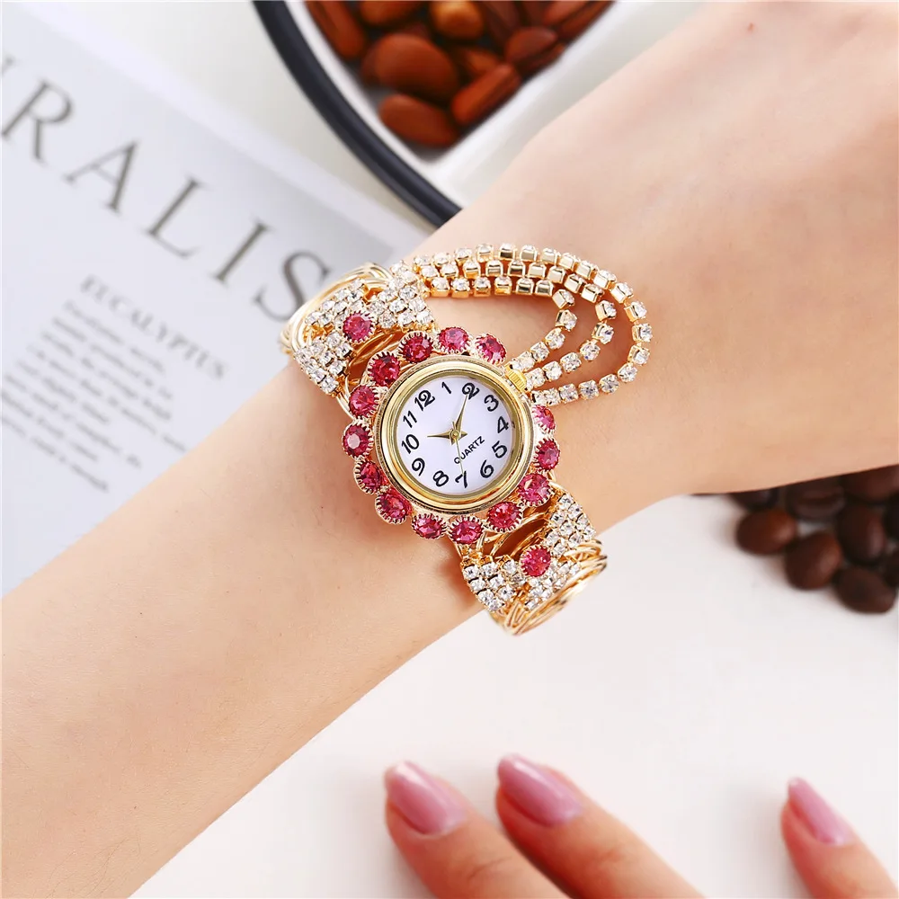 YIKAZE Luxury Women's Watches Gold Bangle Quartz Watch Hollow out Diamond Alloy Strap Ladies Bracelet Dress Wristwatch Clock 4