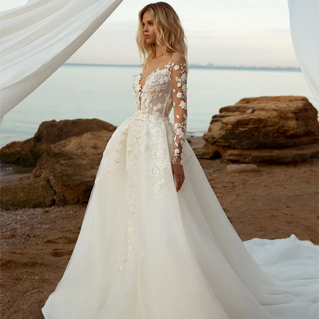 13 Best Romantic Wedding Dresses of 2023