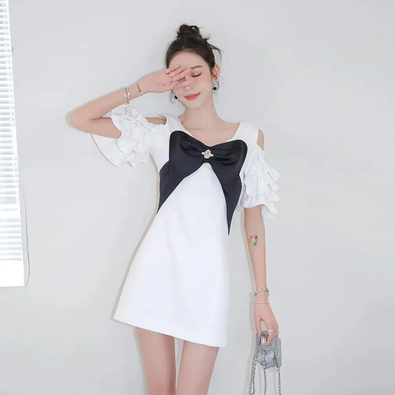 Korean Summer Dress New Collection Sleeveless Black Bow Spliced Off-The-Shoulder High Waist White Slim Short Dress Women