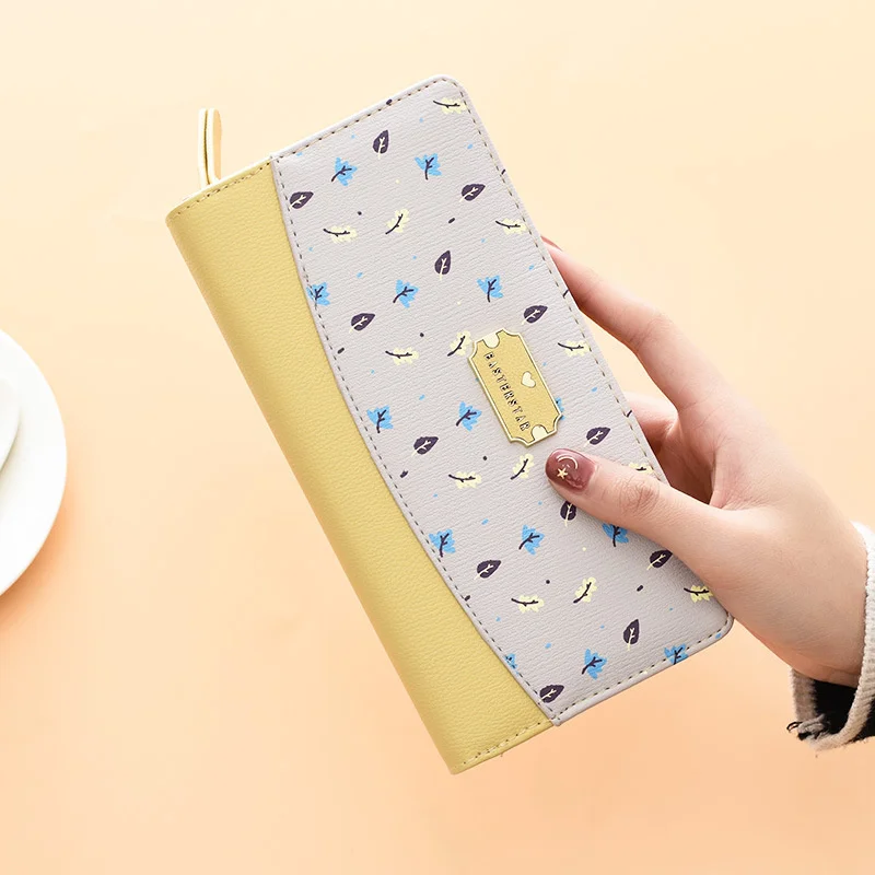 2021 new women's long money car sewing fashion student broken flowers contrast color splicing three fold zero wallet card bag