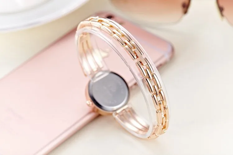 HTB1BjqnMpXXXXb9XpXXq6xXFXXXd