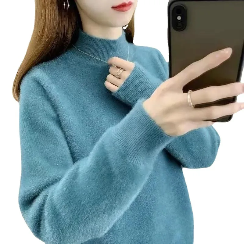 Рисунок 5 - Женский Зимний вязаный свитер