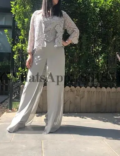 

Pantsuit / Jumpsuit Mother of the Bride Dress Plus Elegant Square Neck Lace Chiffon Sleeveless Mother of the Groom Dresses