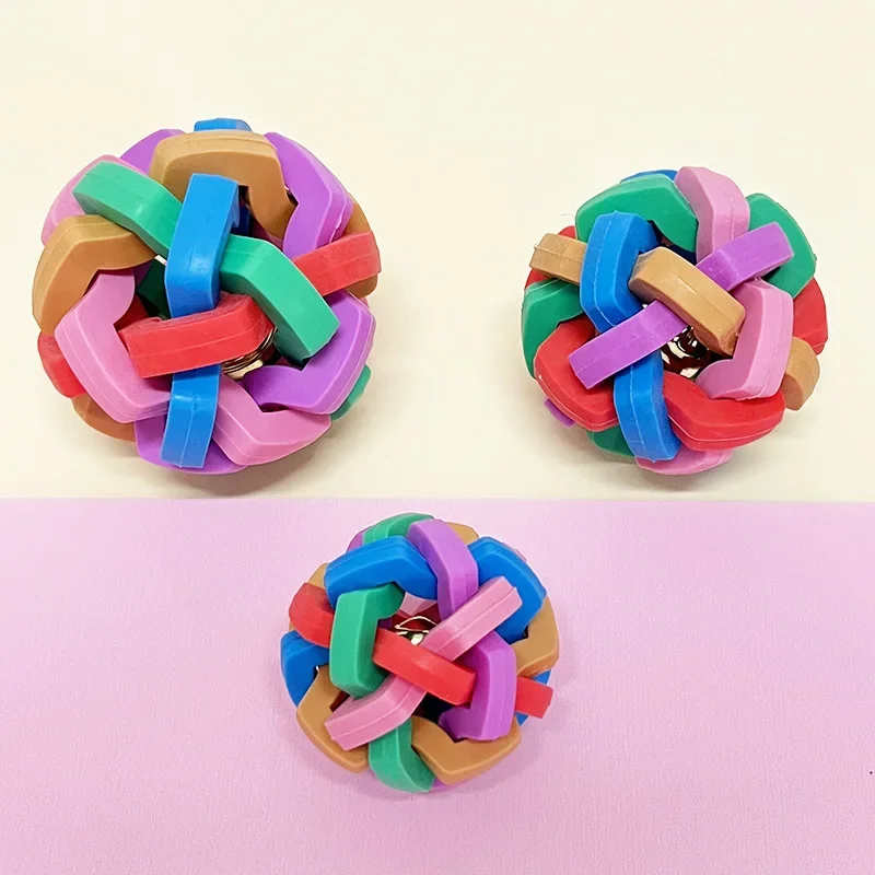 كرة لعبة مطاطية للكلاب مع جرس، ارتداد ناعم، مقاومة للعض، تنظيف الأسنان، شكل غير منتظم، مستلزمات التدريب