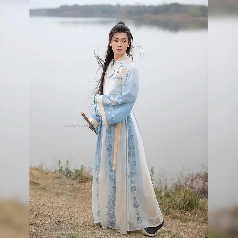 Рисунок 3 - Традиционный костюм ханьфу в китайском