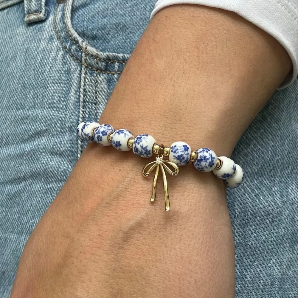 Fashion Blue and White Porcelain Handmade Weave Beads Bracelets Elastic Cord Adjustable Cute Girls Bowknot Pendant Hand Bangle