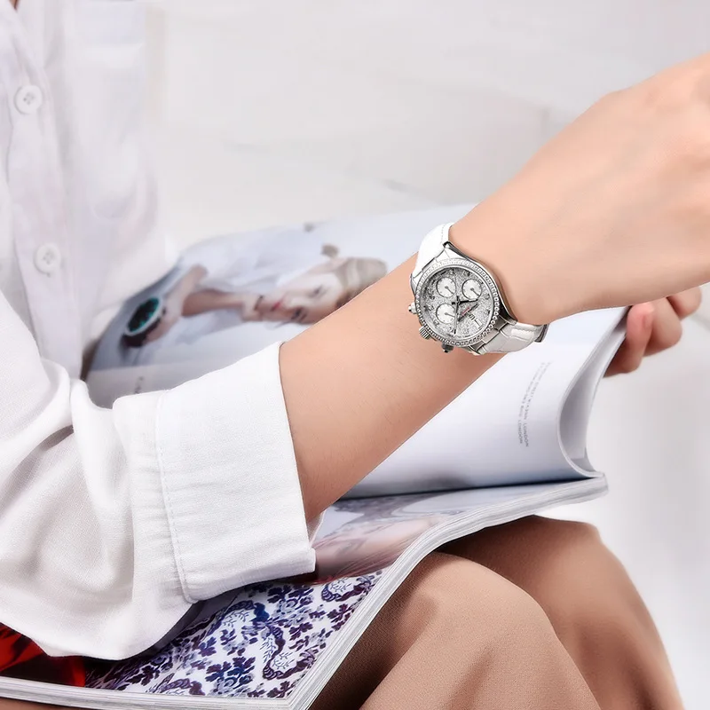 Fashion Multifunctional Panda Diamond Face Clock Stainless Steel Watch Sapphire Glass Quartz Ladies Watch Chronograph Relojes