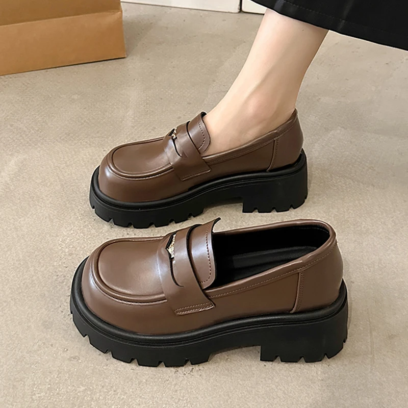 

Летняя обувь, женские слипоны, искусственная кожа, меховые сабо, платформа, круглый носок, оксфорды, женские повседневные кроссовки, плоская подошва