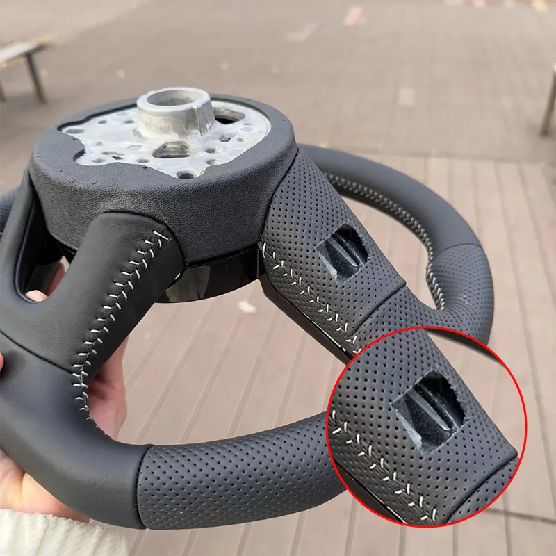 Audi A3, A4, A5, A6, RS3, RS4のステアリングホイール Audi A3, A4, A5, A6, RS3, RS4のステアリングホイール Audi A3, A4