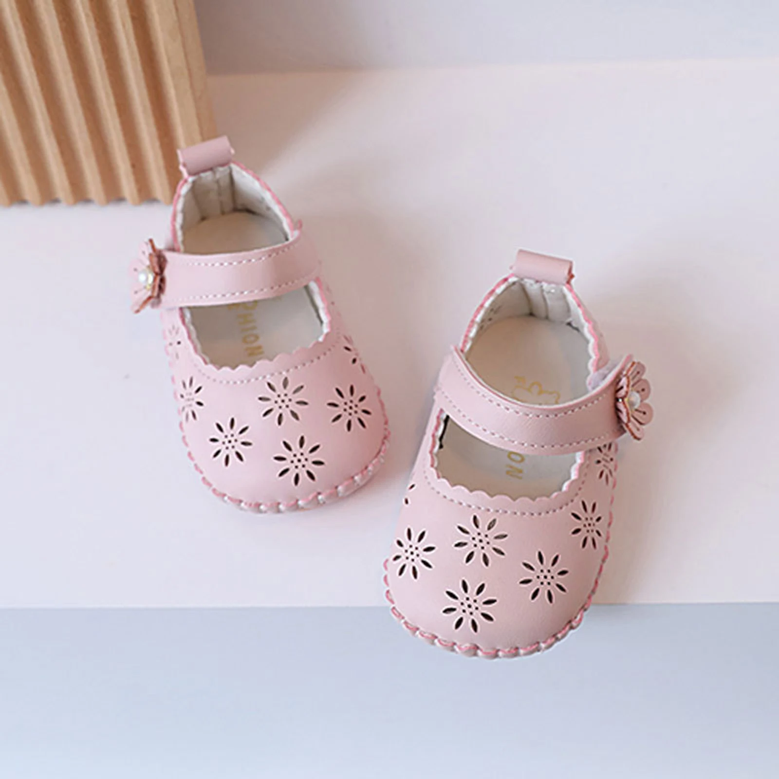Infant Baby Girls Princess Shoes Summer Fall Soft Hollowed Flower Non-slip Bottom First Walker Shoes Toddlers Crib
