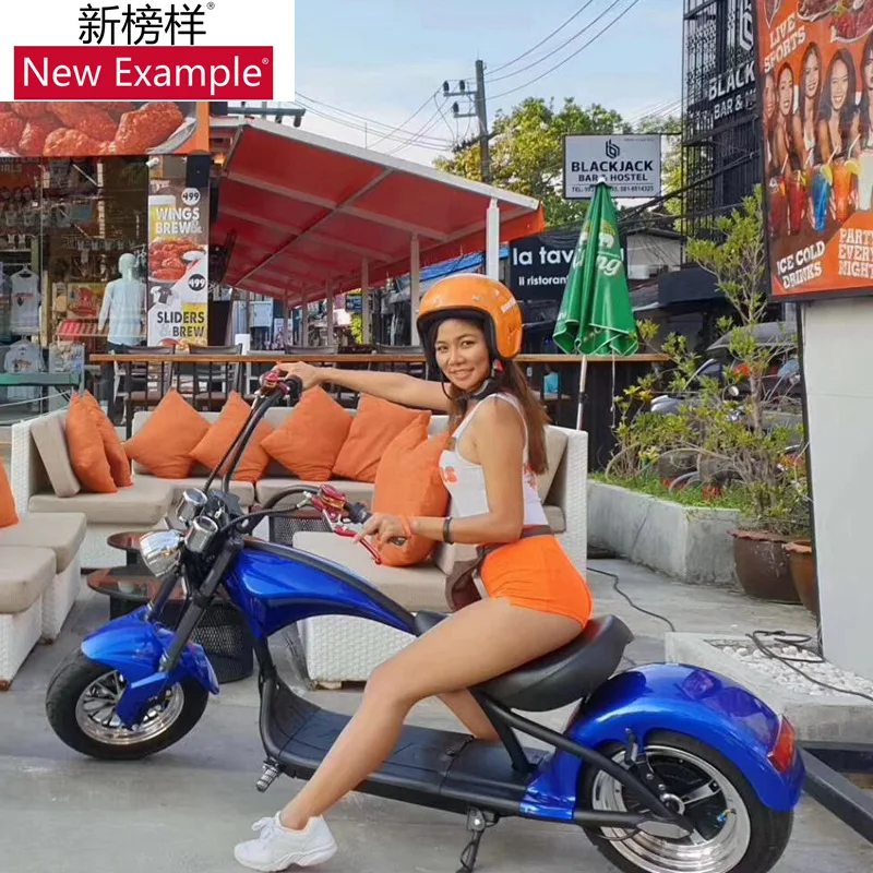 Fashion Bobber Electric City Coco Scooter Electric Motorcycle 60V12AH 1500W Convenient Adult Travel Chopper