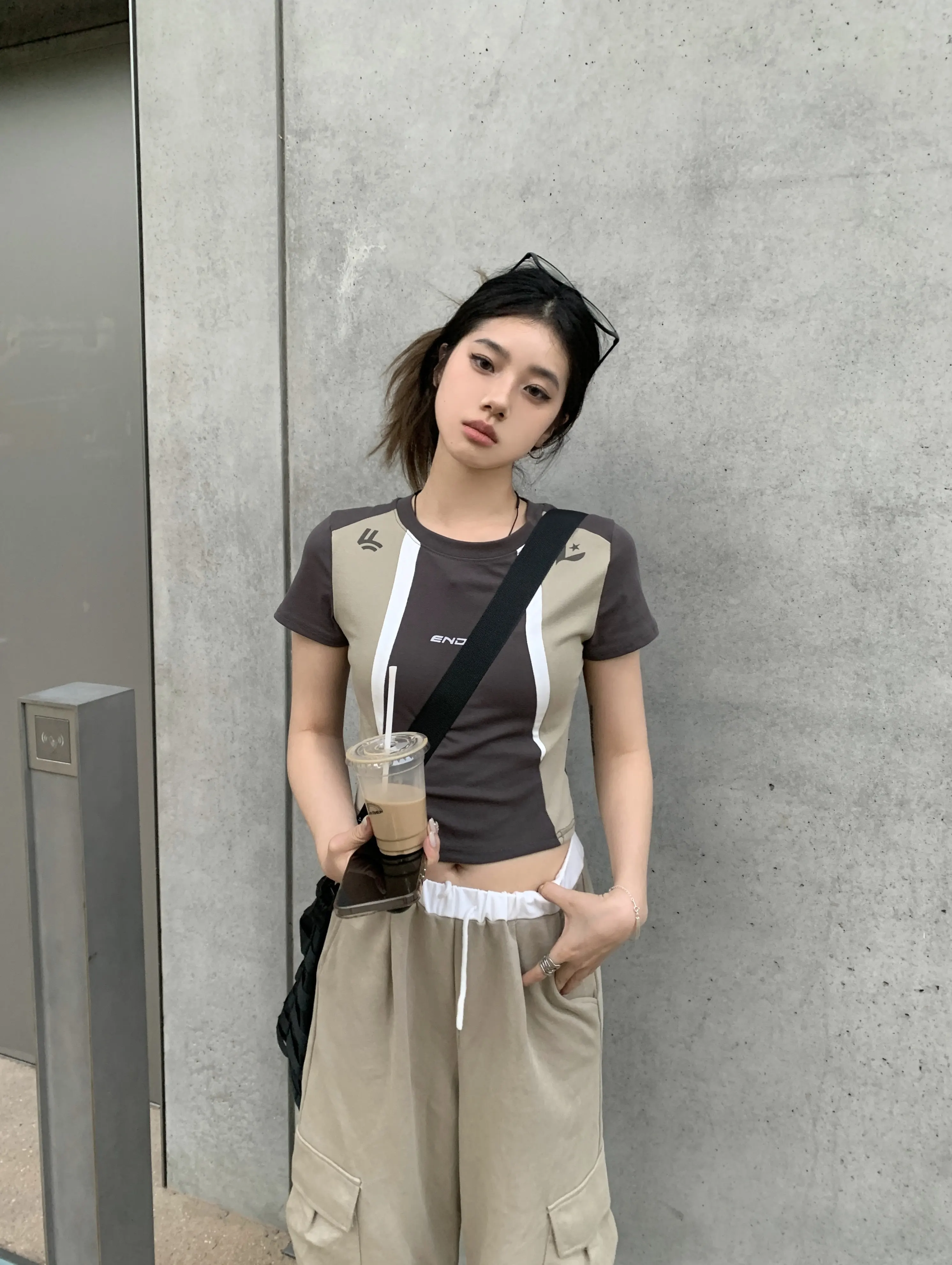 

Y2K Vintage T-shirt Women Slim Summer Short-Sleeved O- Neck Crop Top Patchwork Hippie Streetwear Female Kpop Retro