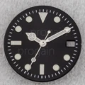 Hands dial 6
