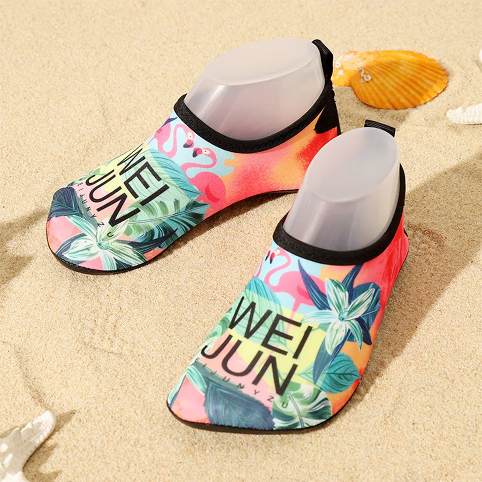 Kids swim shoes 5