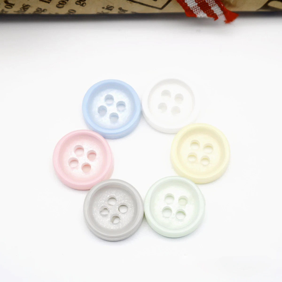 4 구멍 11mm 라운드 셔츠 단추 의류 어린이  귀여운 착용 의류 장식 바느질 수제 DIY 액세서리