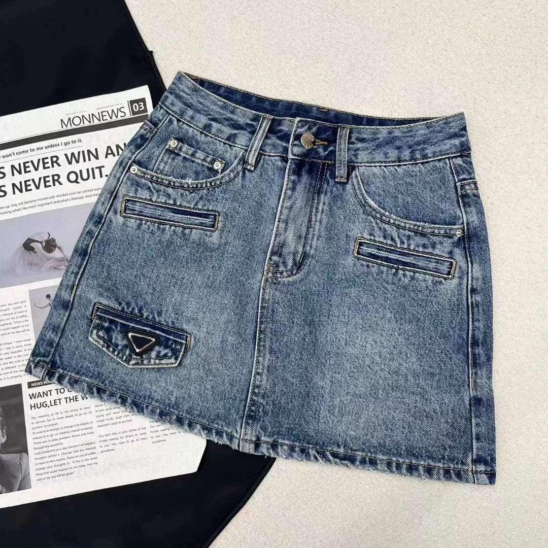 

2024 Early Spring New Fashionable Classic Denim Skirt