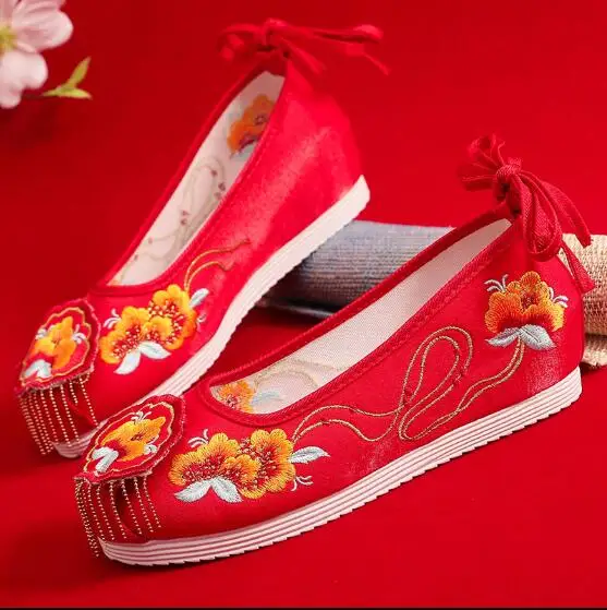 Chaussures Hanfu rétro traditionnelles chinoises pour femmes, chaussures  d'aviation, chaussures simples de style ancien, chaussures de danse de la  MSI, q150, 2024 - AliExpress