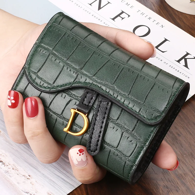 2022 new small card holder for women, exquisite, high-end, compact, multi-card slots, accessible luxury, popular niche design...
