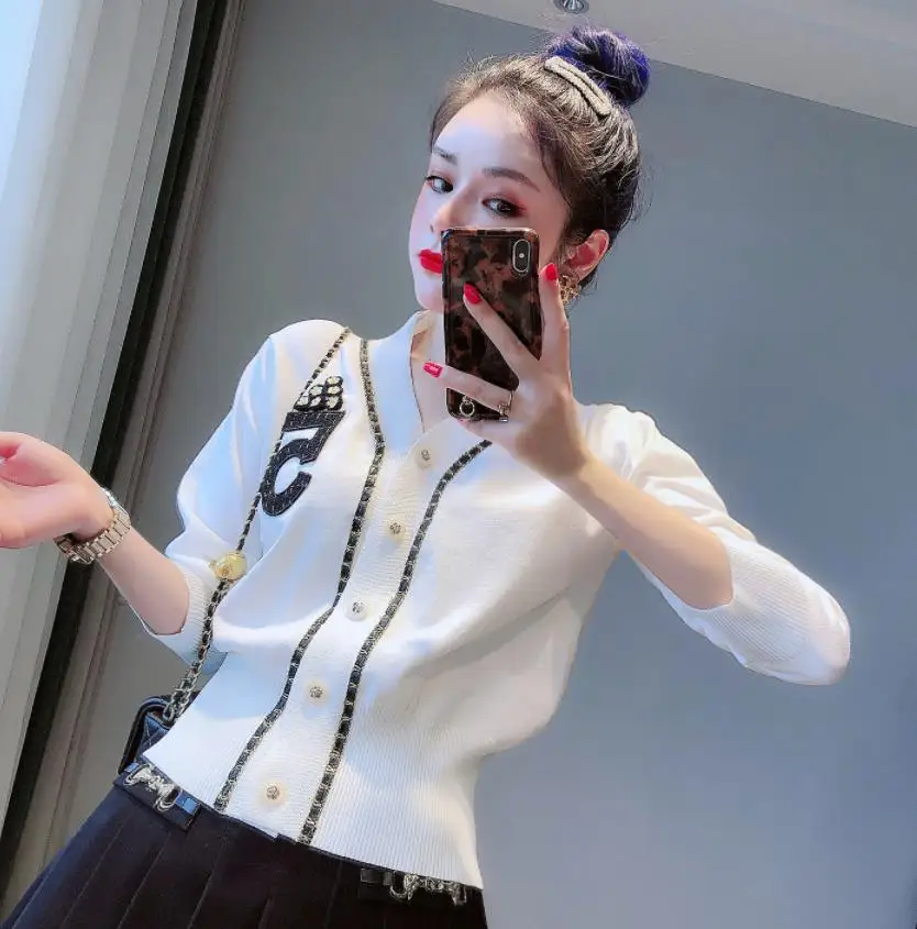 

Женский трикотажный кардиган с цепочкой, приталенный жакет с длинными рукавами-фонариками и 5 буквами, весна-осень