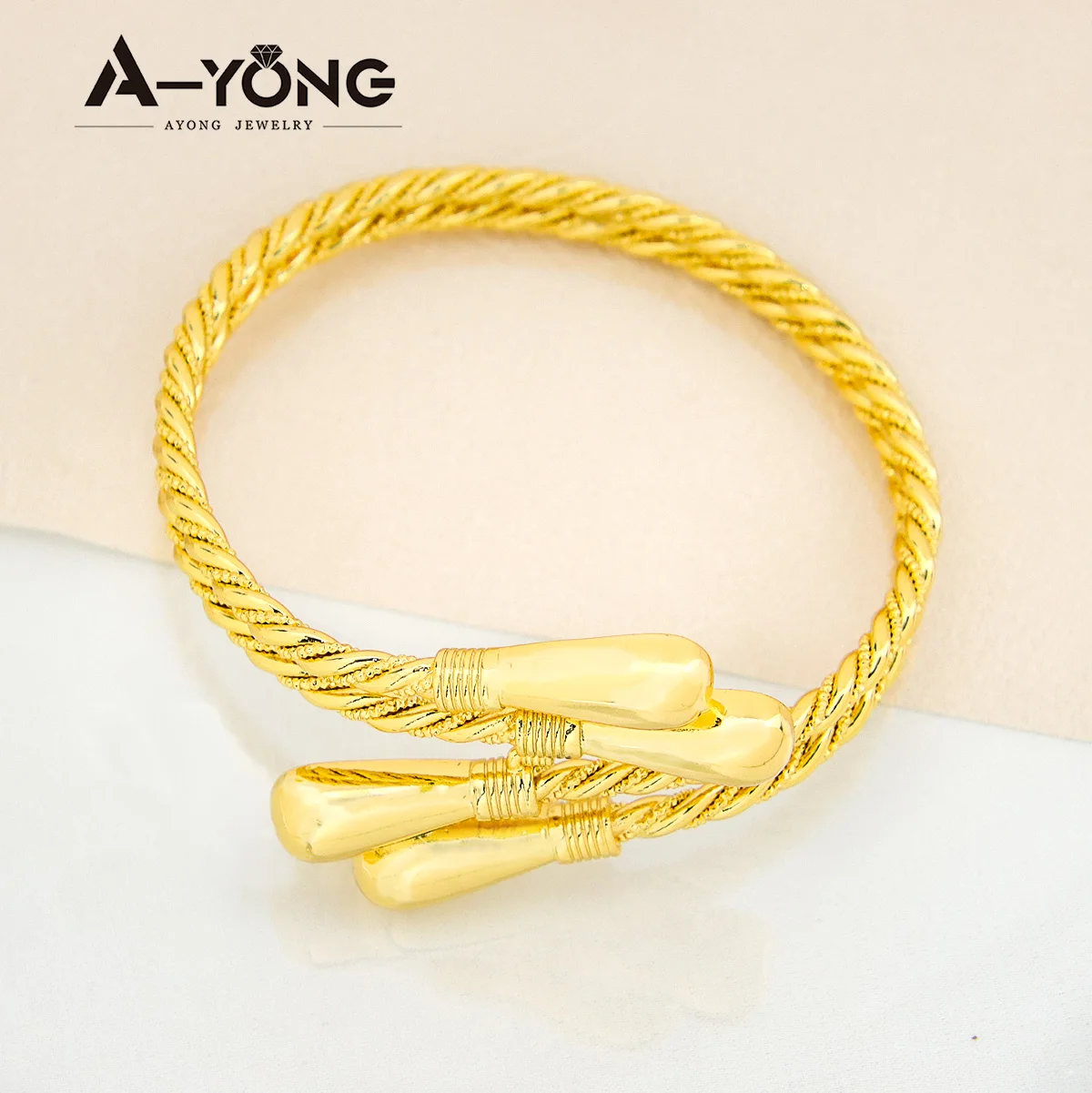 Türkisches Vintage-Schmuck-Armband, 21 Karat vergoldet, Dubai, unregelmäßige Doppelschicht-Öffnungsarmreifen, marokkanische Damen-Hochzeitsschmuck – Detail 6