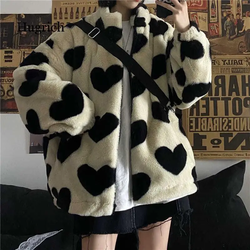 

Осенне-зимняя Толстая Женская Повседневная модная пушистая куртка из ягненка, удобное милое корейское свободное теплое пальто из искусственного меха с сердечками