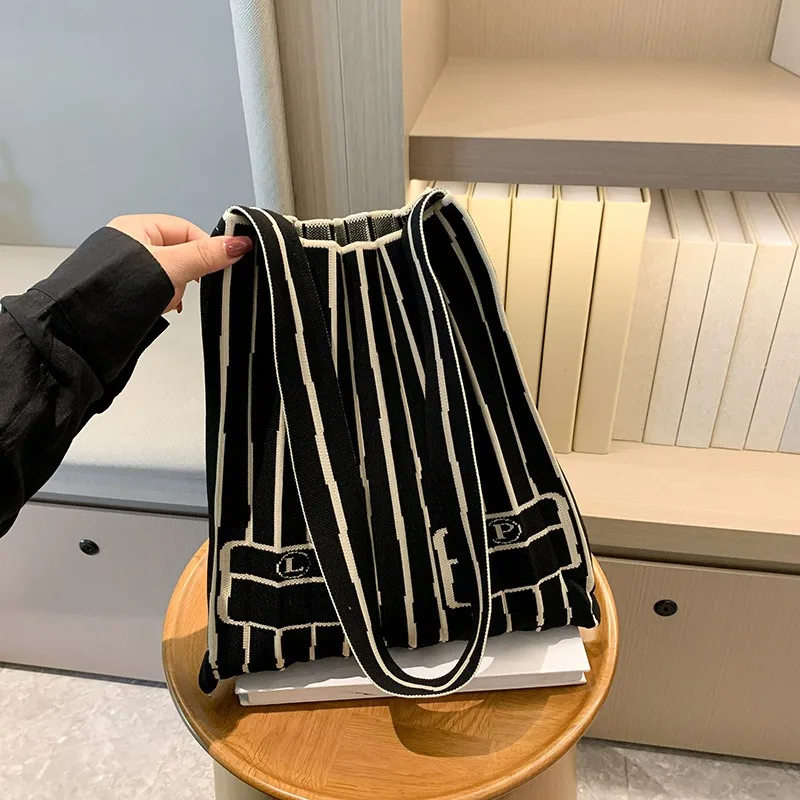 Knitted Shoulder Bag 2023 New Korean Style Simple Fashion Striped Plaid Mixed Colors Large Capacity Storage Bag Casual All-match