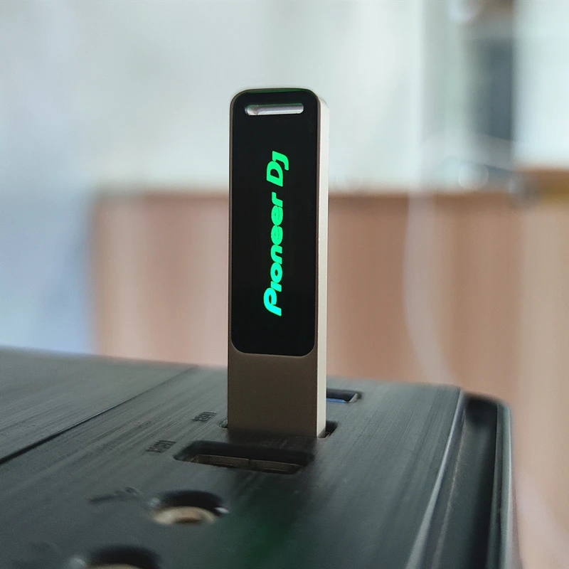 SanDisk DJ Dual Drive 512GB (Pioneer DJ E AlphaTheta Compatibili, Unità Flash Con USB-A/USB-C, Velocità Di Lettura Fino A 1000 MB/s, Scrittura Fino A 900 MB/s, 3 Mesi Di Piano Creative Di - Foto 6