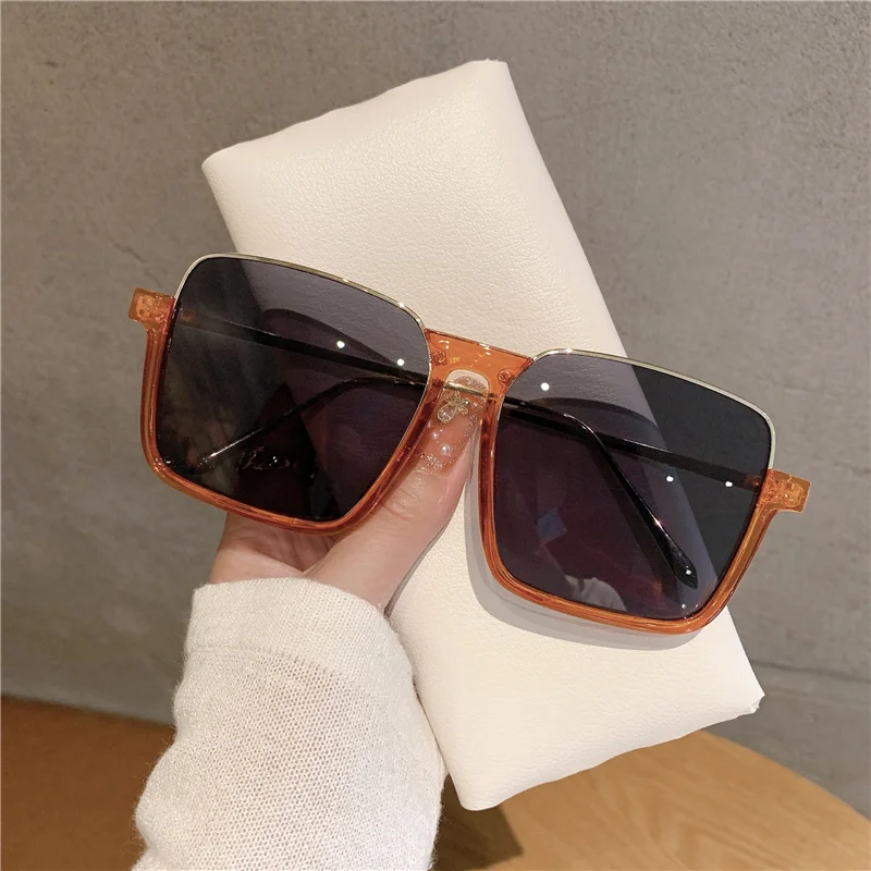 2024 New Vintage Fashion Sunglasses For Women Metal Square Frame Luxury Shades Pink Sun Glasses Photograph Sun Eyewear UV400 5