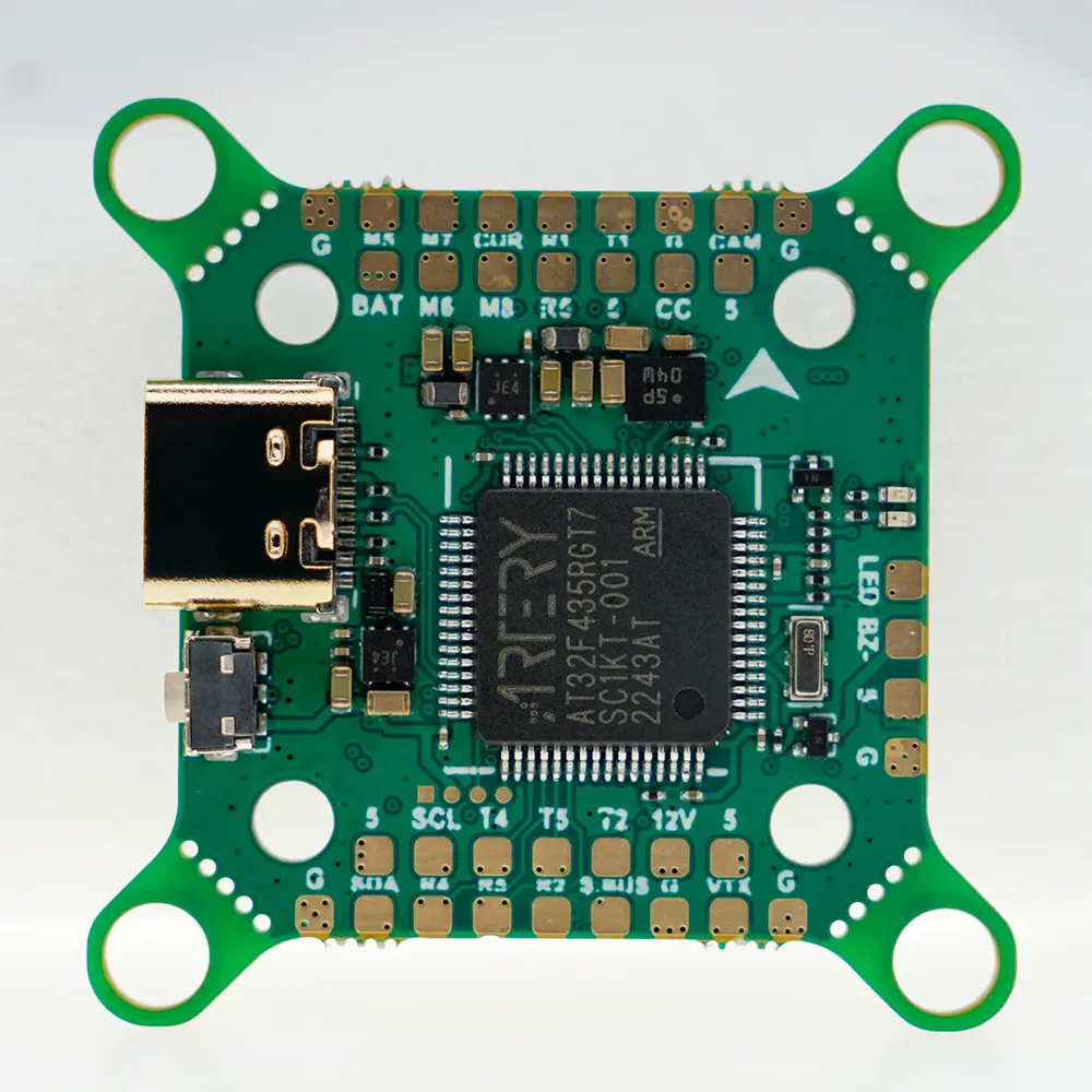 

Контроллер полета OSD AT32F435 20x20 мм 30x30 мм для РУ FPV гоночного дрона