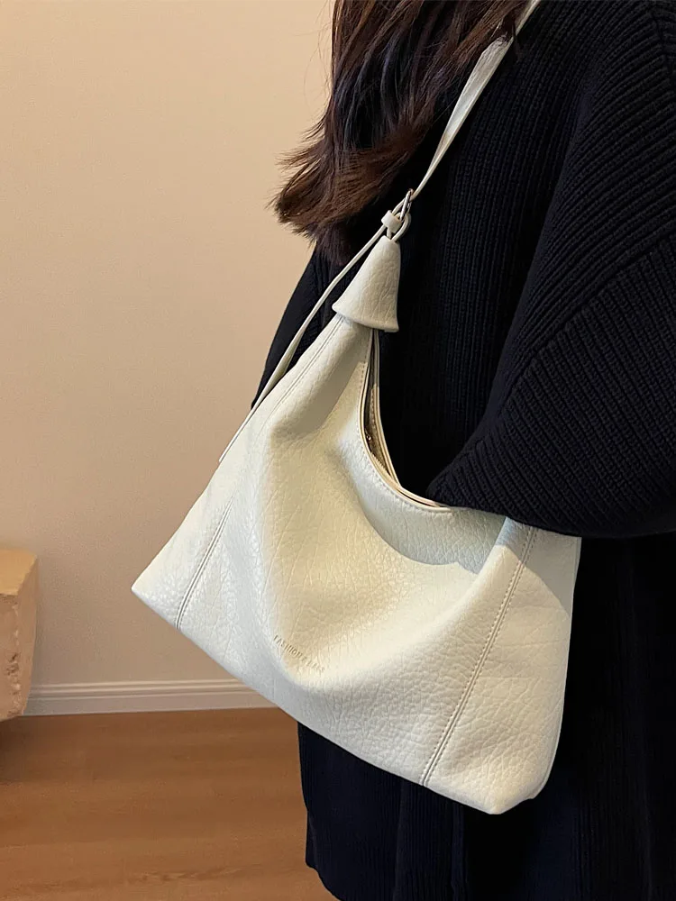 Large Capacity Commuting Tote Bag For Women Fashion New Soft Leather Shoulder Crossbody Bags Simple Texture Niche Female Handbag