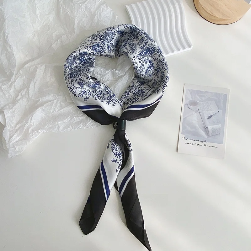 Blue and white cashew black border