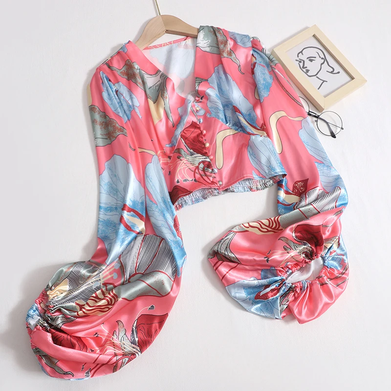 

Spring Summer Printing Shirt Women V-neck Lantern Sleeve Short Top Casual Fashion Slim Single-breasted Pleated Blouse