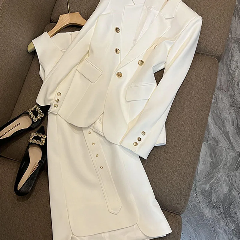 

2024 White Temperament Formal Suit, Strap Tank Top, Coat, Large, Elegant, Professional, Luxury, French Design, Fashion, New