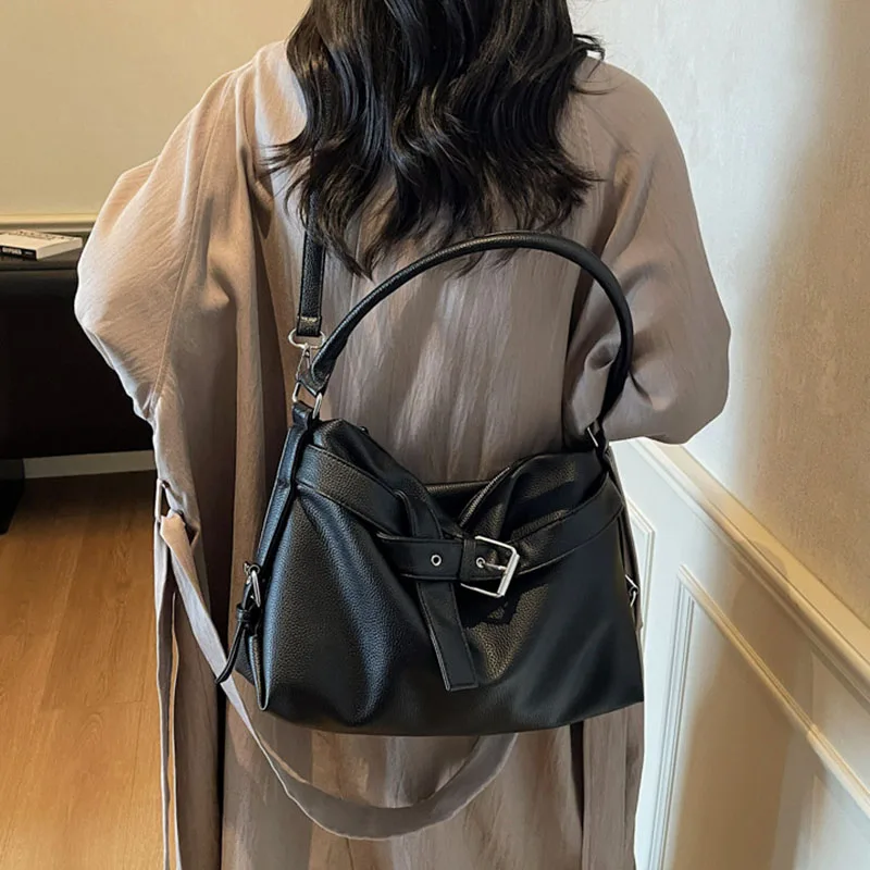 Autumn New Fashionable Women's Motorcycle Leisure Shoulder Underarm Bag Large Capacity Commuter Tote Bag PU Crossbody Bag