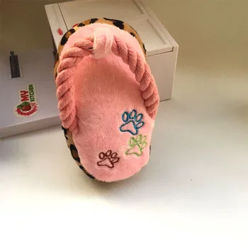 Pantoufles douillettes en peluche pour petits chiens - 2025 - Doglovedesign : Vêtement et accessoires pour chiens Pantoufles douillettes en peluche pour petits chiens - 2025 - Doglovedesign : Vêtement et accessoires pour chiens