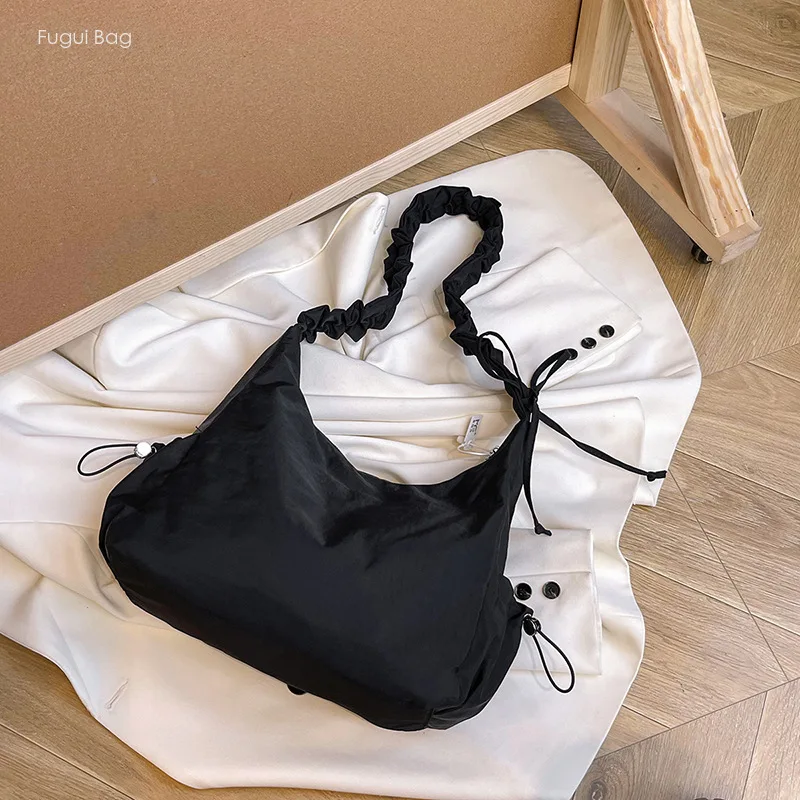 Women's Underarm Bag Single Shoulder Crossbody Bag Large Capacity High-end New Drawstring Pleated Shoulder Strap Casual Trend