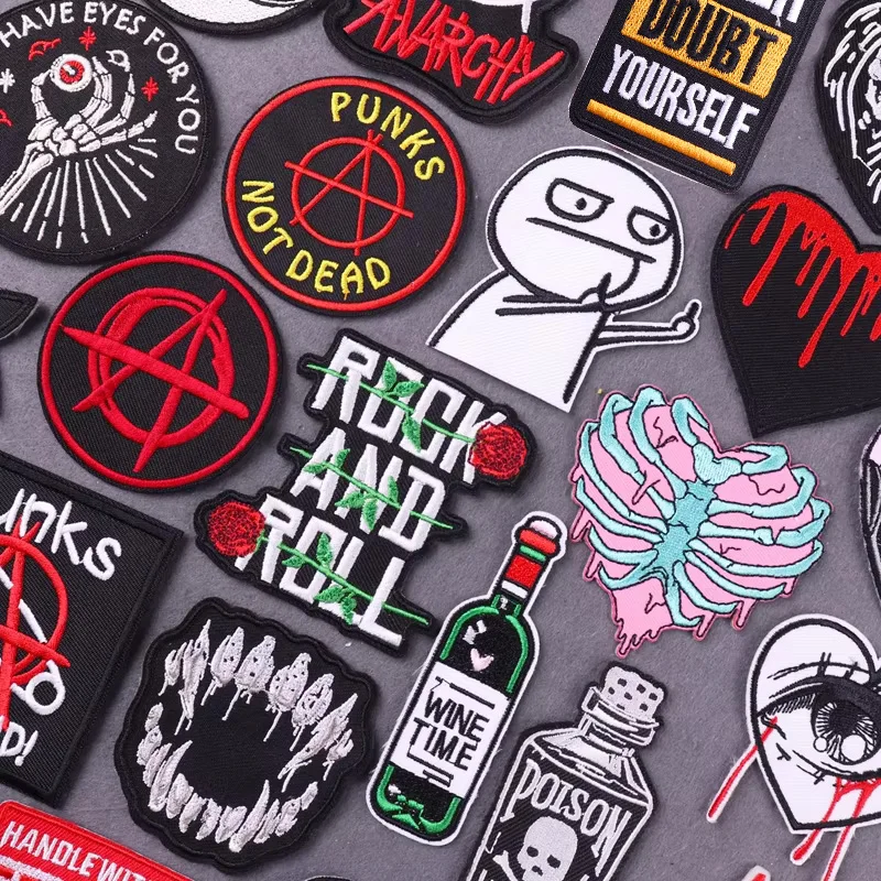 Patch Punk à Repasser 'Punks Not Dead!' - Licorne Anarchie, Thermocollant Ou à Coudre Sur Vestes, Sacs