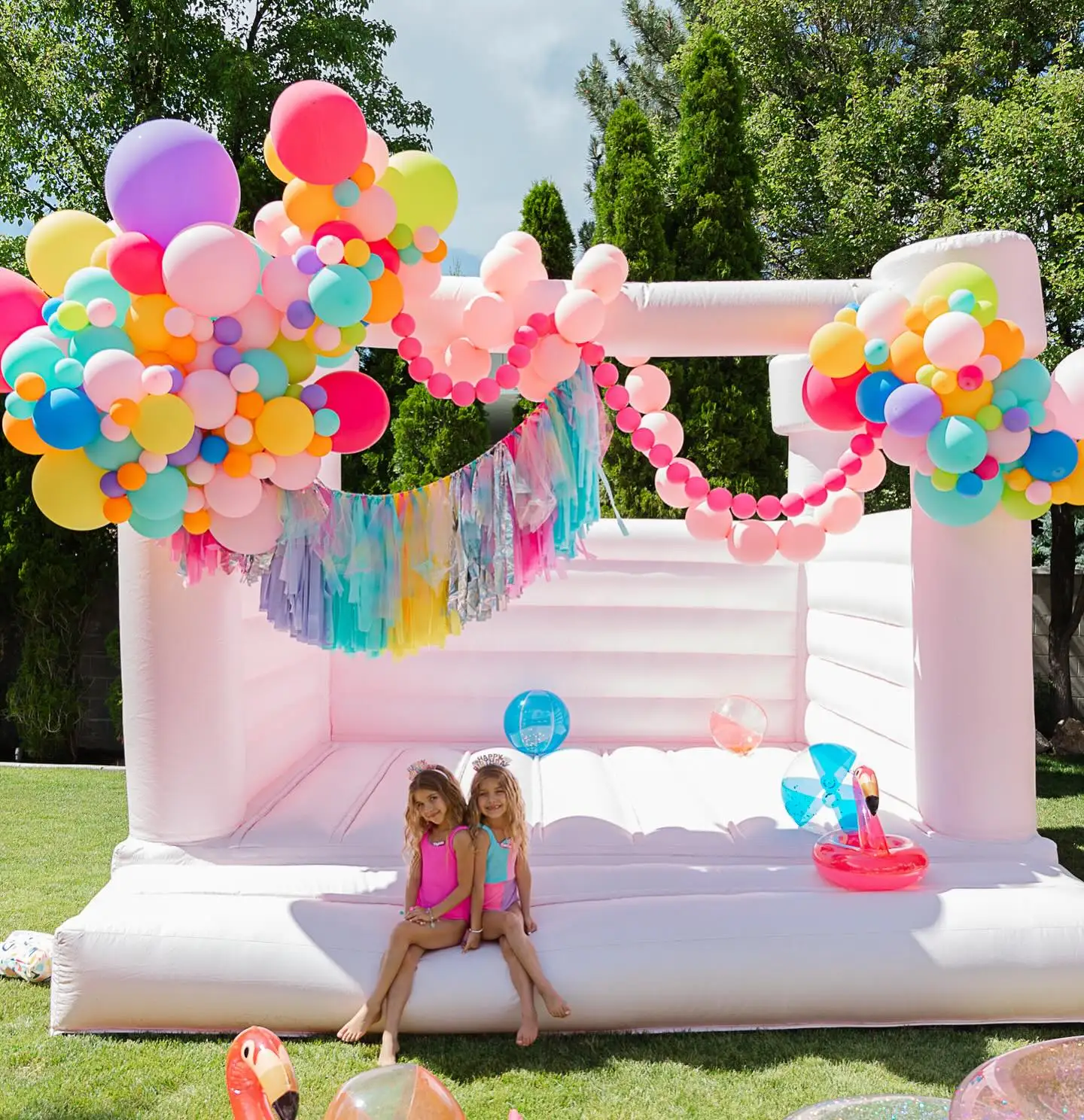 White Inflatable Bounce Castle, Commercial Grade PVC Children Bounce House with Blower for Birthday Wedding Festival Yard Party