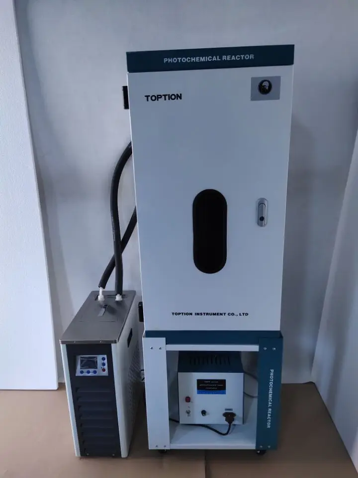 Рисунок 3 - УФ-лампа для фотохимического фотокатализационного