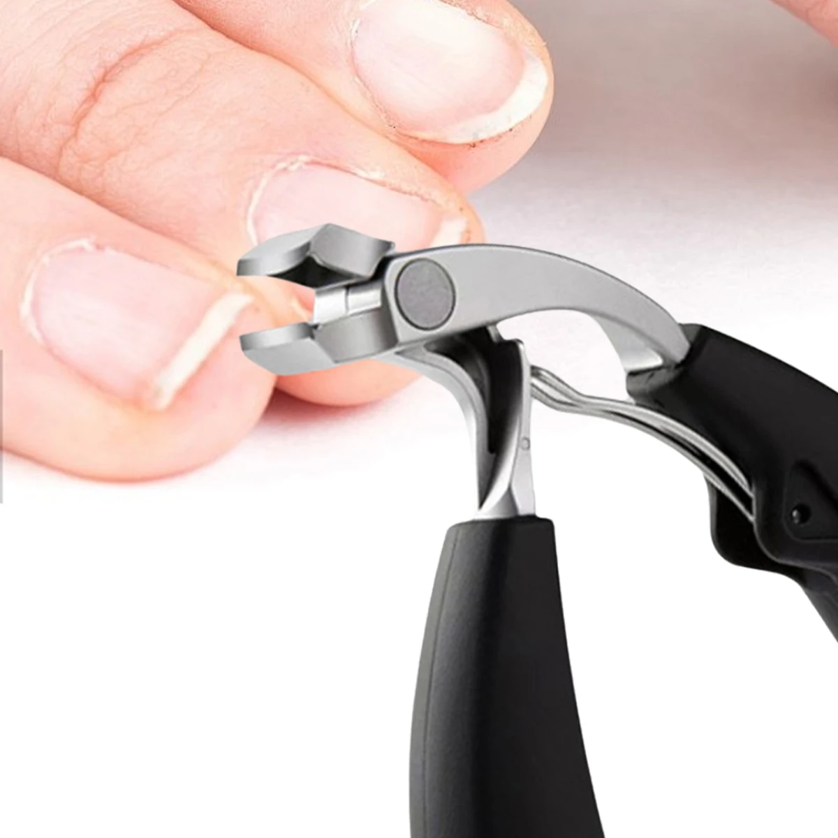 1Pcs Curved nail clippers with large opening three times anti-splash storage Nail clippers for the elderly thick toenails
