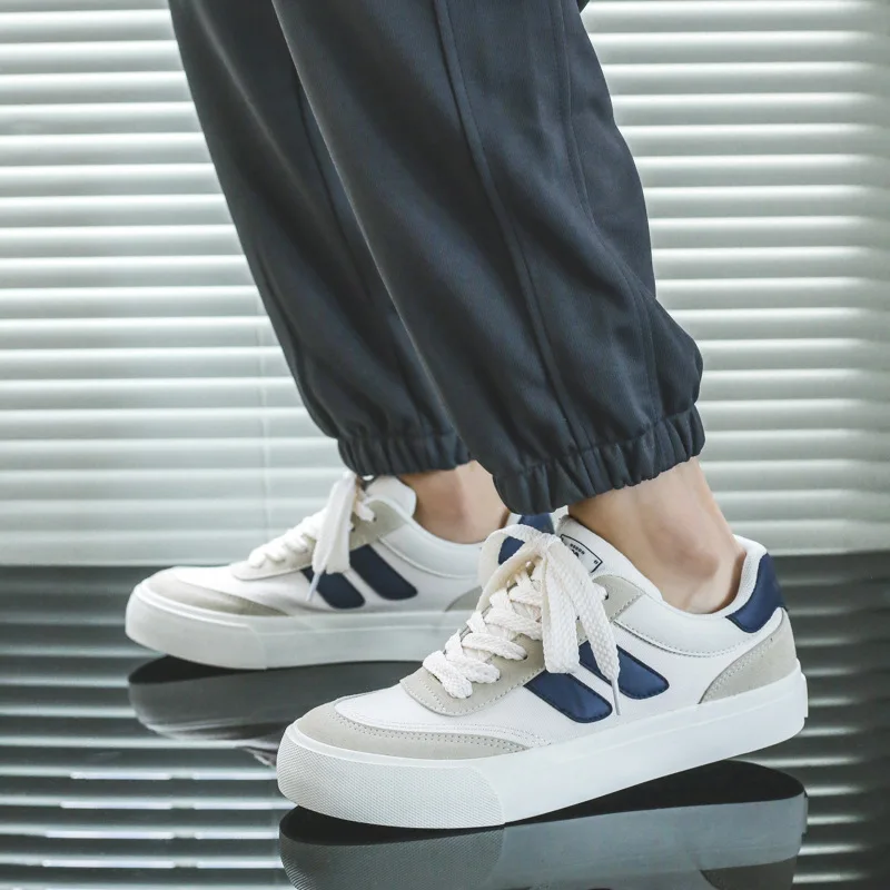2024 New Men's and Women's Casual Shoes Board Shoes Thick-soled Canvas Breathable Sports Student Shoes Sneakers for men 3