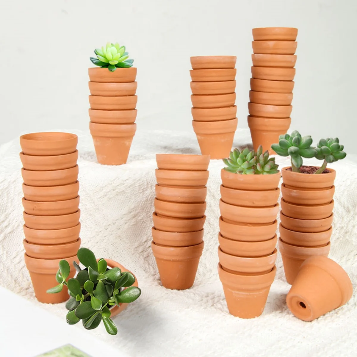 30-Pack 1.3-Inch Mini Terracotta Planters Hand-Painted Seedling Grow Kit Ideal for Crafting And Handmade Gift Ideas