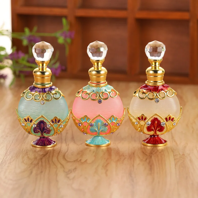 

60 X 10ml Vintage Empty Glass Perfume Bottle with Flower Embelished Flat Body Refillable Fragrance Container Scent Bottle