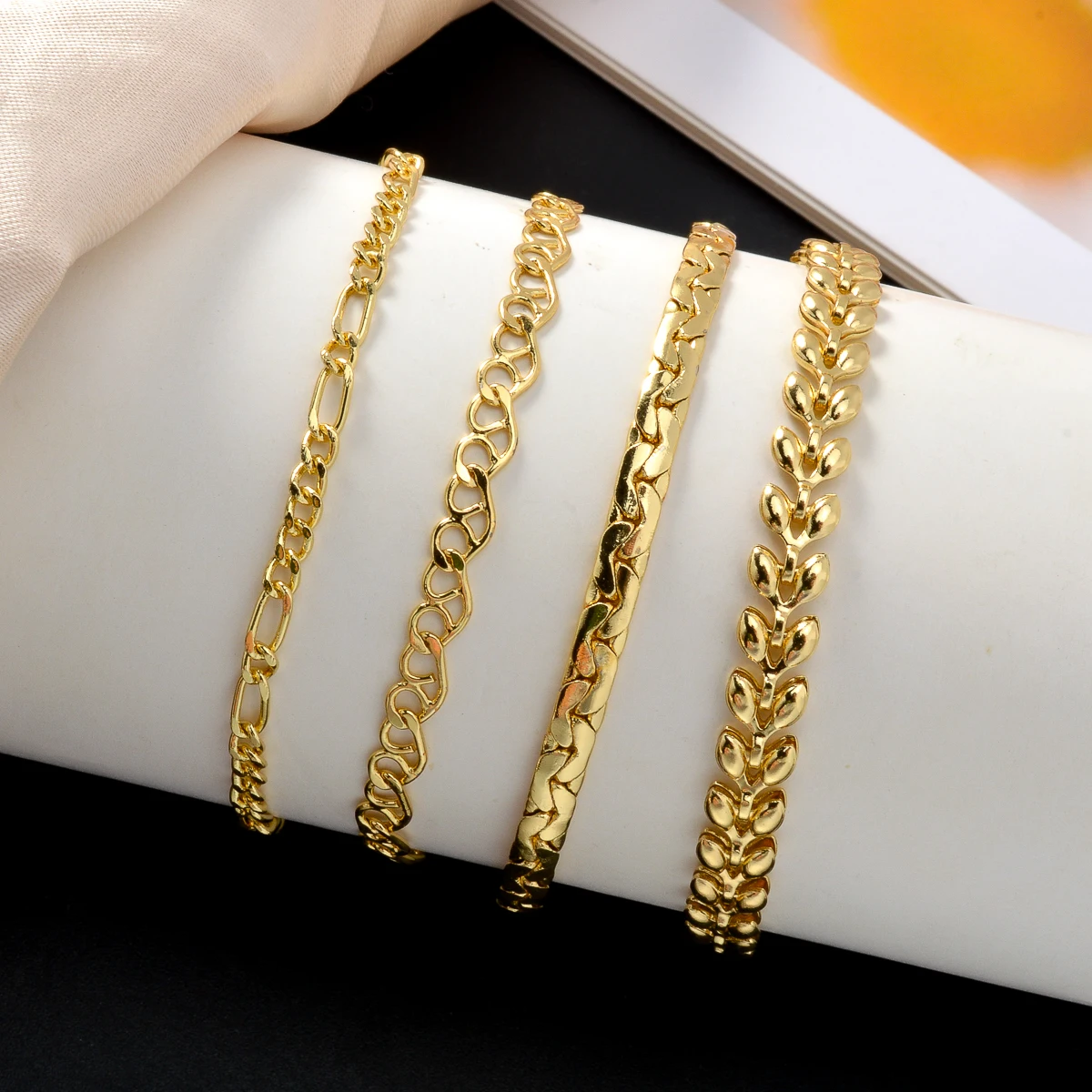 Modeschmuck Großhandel Maßgefertigtes DIY 4-teiliges Set 14K Vergoldetes Kupfer Weizenketten-Charm-Armband für Damen