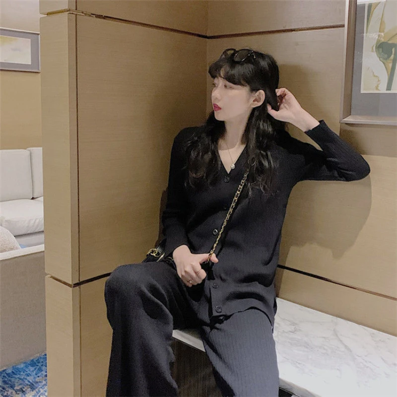 

Женский темпераментный вязаный комплект из двух предметов, женские пуловеры, кардиганы и брюки с широкими штанинами, Женский повседневный элегантный костюм, G458