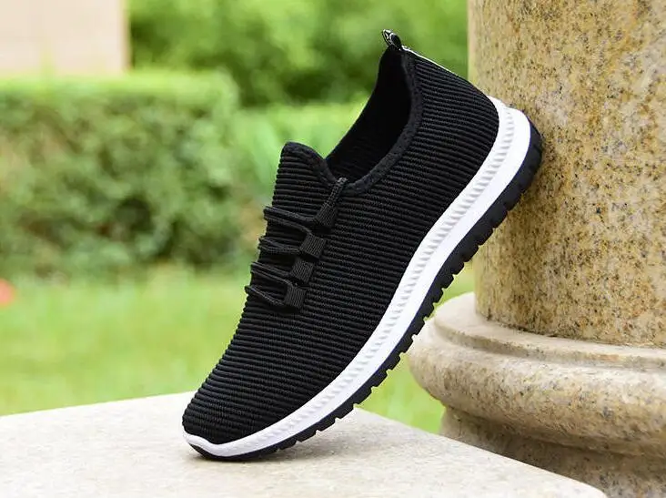 

2023 Womens Mens Coconut Running Shoes High Quality Static Black Ash Clay Tail Light Cheap 36-46