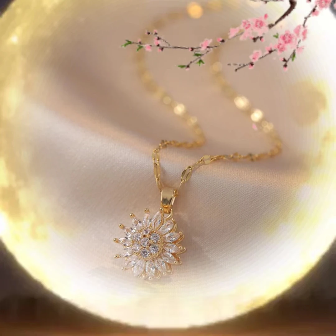 Titanium Steel Necklace Rotating Daisy Pendant Women's Jewelry Accessories chain necklace