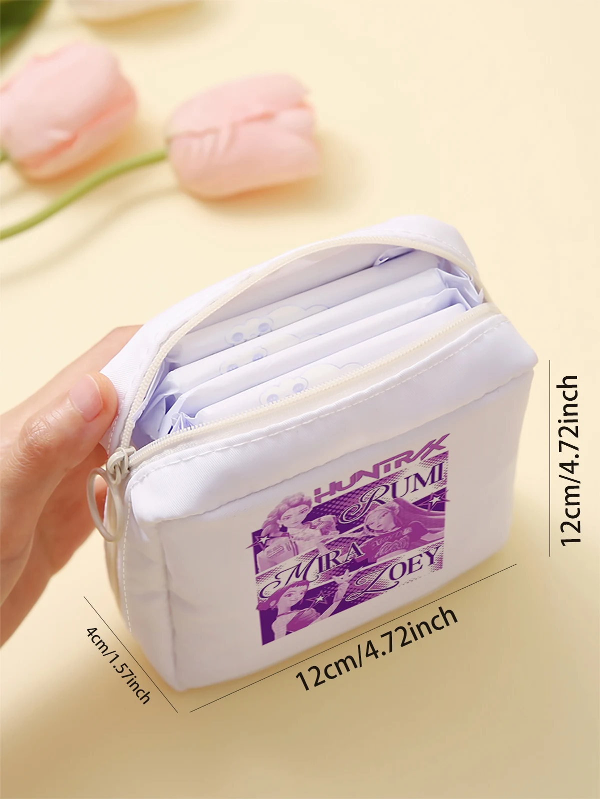 Cartoon pattern printed sanitary napkin storage bag, women's lightweight tissue bag, sanitary tissue bag