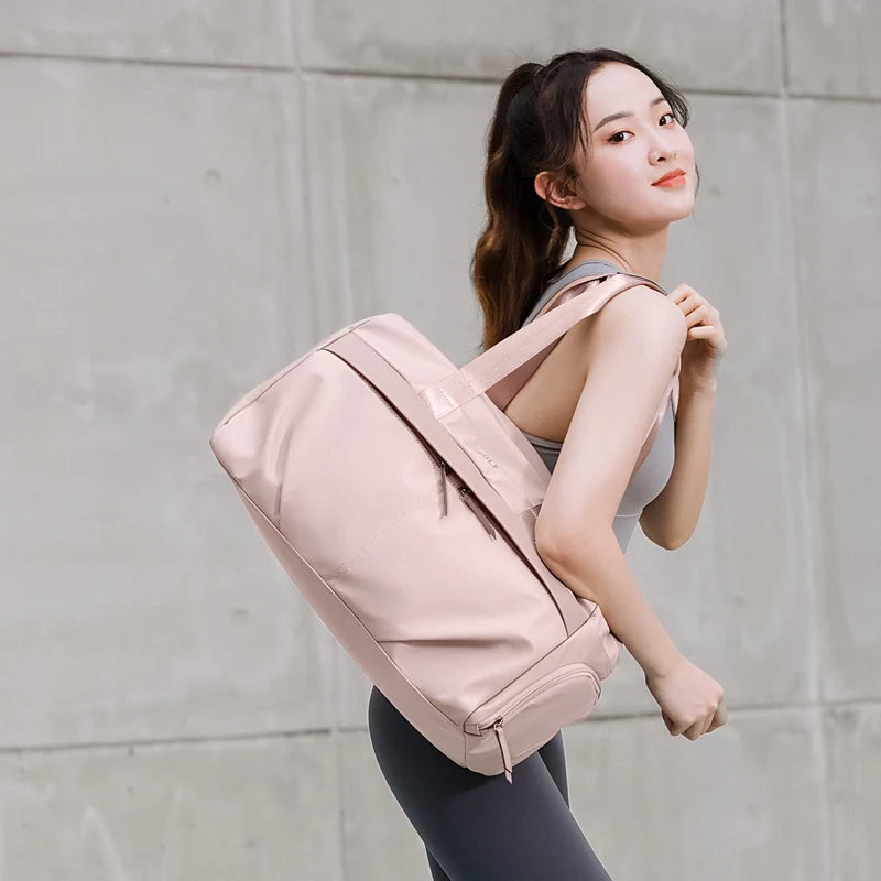 GOLF Wet and Dry Separation Sports Fitness Bag Men's and Women's Large Capacity Travel Bag Multi functional One Shoulder