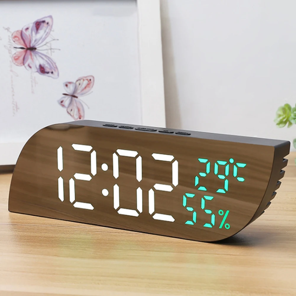 Digital Alarm Clock USB Power Supply/Battery Operated LED Digital 1